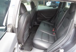 2019 Tesla Model 3 - Image 27