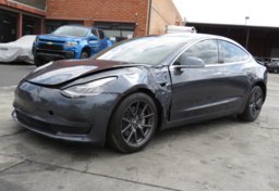 2019 Tesla Model 3 - Image 4