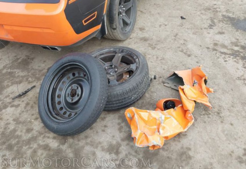 2014 Dodge Challenger - Image 16