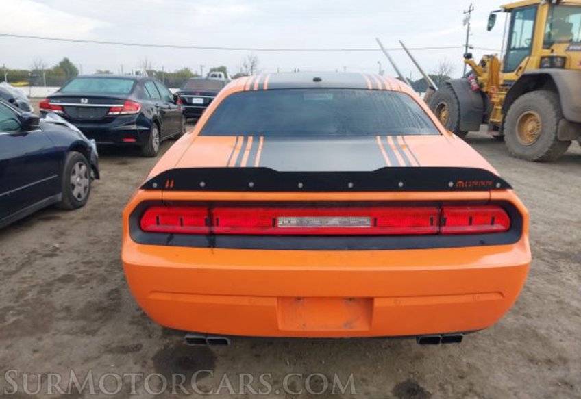 2014 Dodge Challenger - Image 9