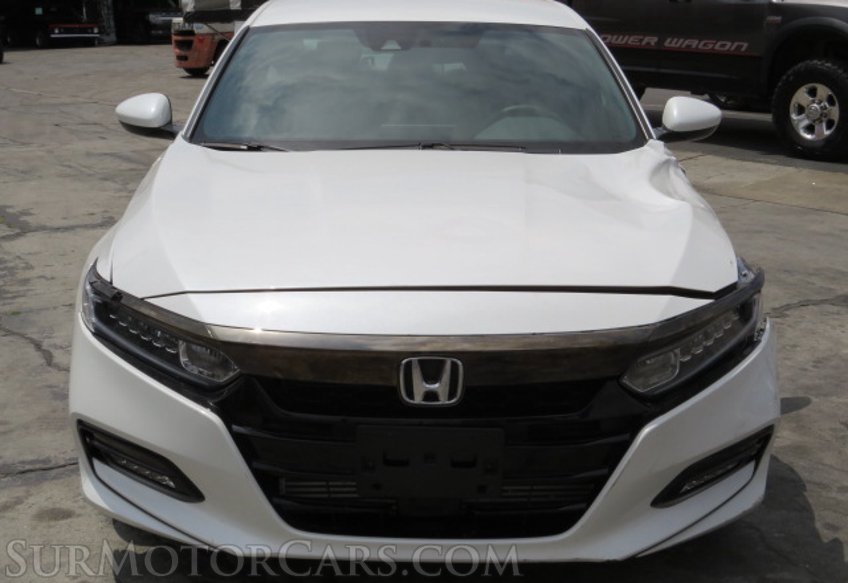 2020 Honda Accord Sedan - Image 9