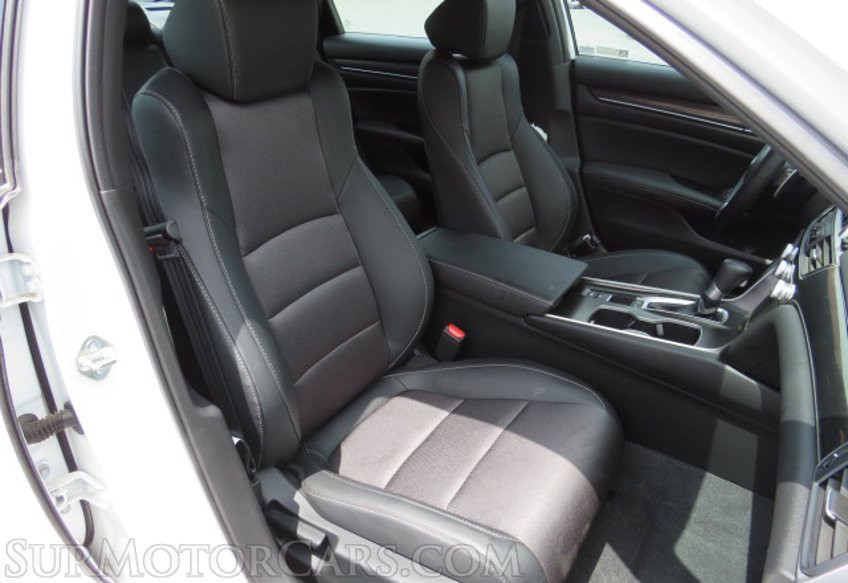 2020 Honda Accord Sedan - Image 25
