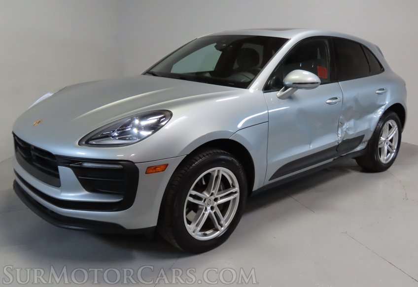 2024 Porsche Macan - Image 2