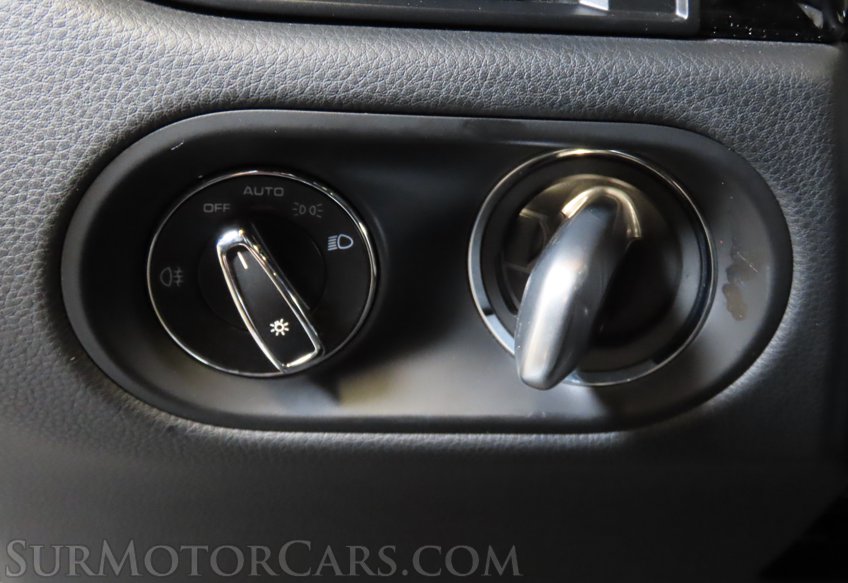 2024 Porsche Macan - Image 33