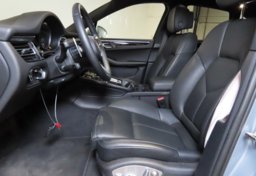 2024 Porsche Macan - Image 20