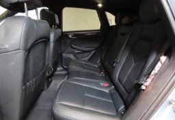 2024 Porsche Macan - Image 27