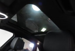 2024 Porsche Macan - Image 36