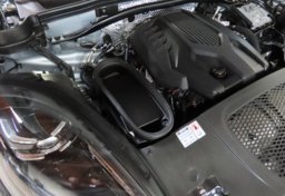 2024 Porsche Macan - Image 51