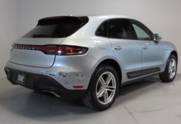 2024 Porsche Macan - Image 6
