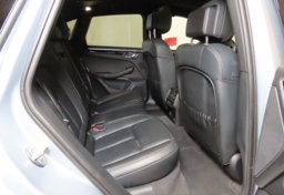 2024 Porsche Macan - Image 28