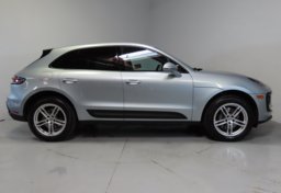 2024 Porsche Macan - Image 10