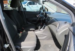 2020 Chevrolet Trax - Image 24