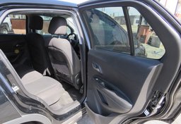 2020 Chevrolet Trax - Image 22