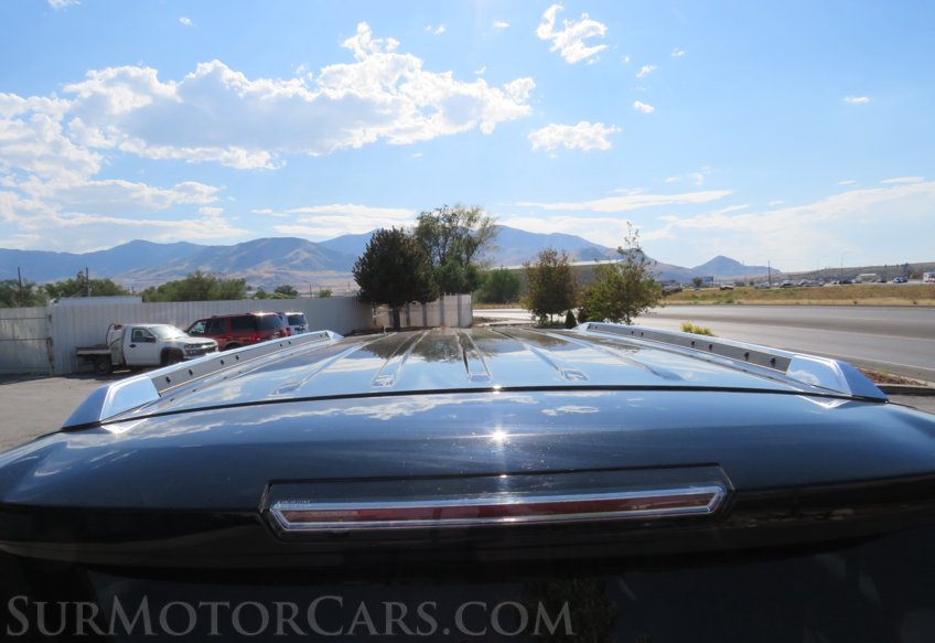 2019 Cadillac Escalade ESV - Image 13