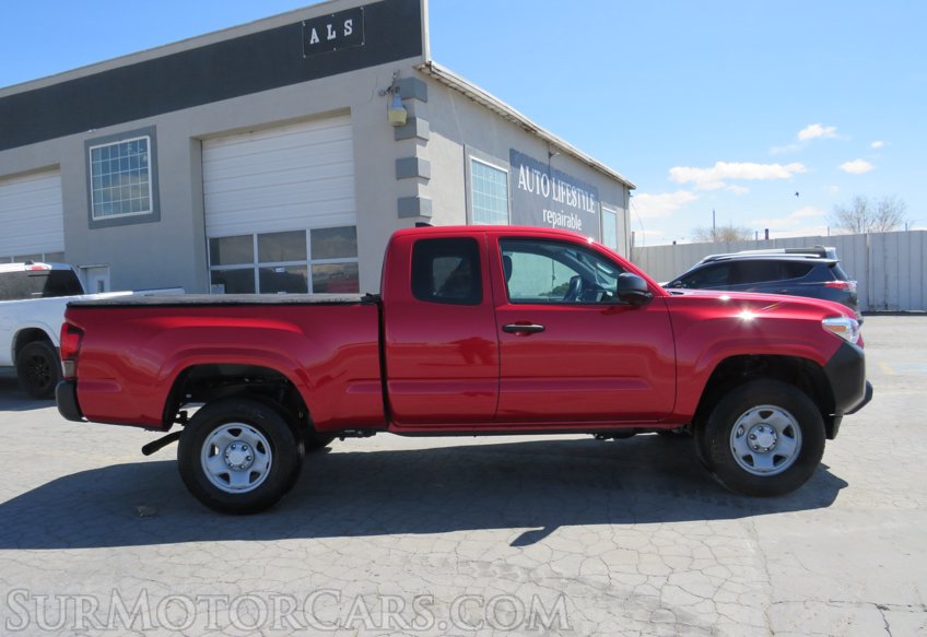 2022 Toyota Tacoma 4WD - Image 10