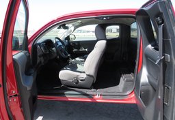 2022 Toyota Tacoma 4WD - Image 35