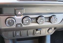 2022 Toyota Tacoma 4WD - Image 42