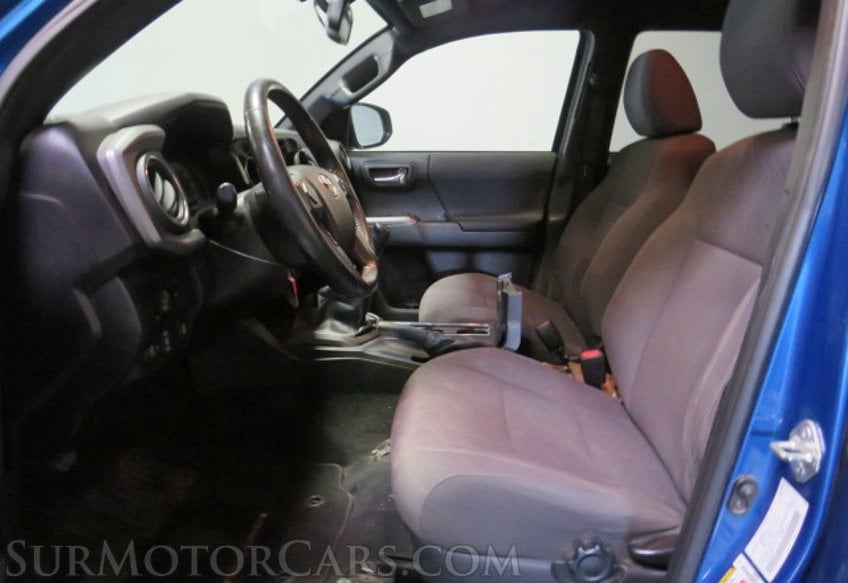 2016 Toyota Tacoma - Image 25