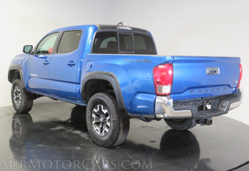 2016 Toyota Tacoma - Image 9