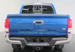 2016 Toyota Tacoma - Image 12