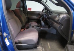 2016 Toyota Tacoma - Image 26