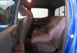 2016 Toyota Tacoma - Image 32