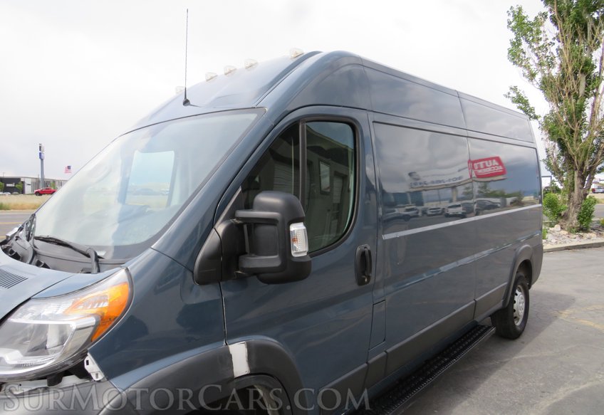 2018 Ram ProMaster Cargo Van - Image 12