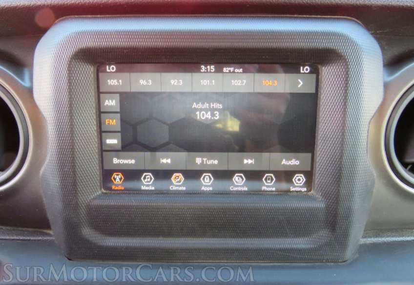 2021 Jeep Wrangler - Image 30