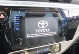 2017 Toyota Corolla - Image 29