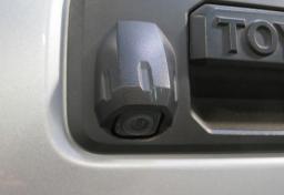 Thumbnail of 2020 Toyota Tacoma 4WD