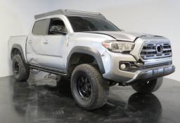 Thumbnail of 2020 Toyota Tacoma 4WD