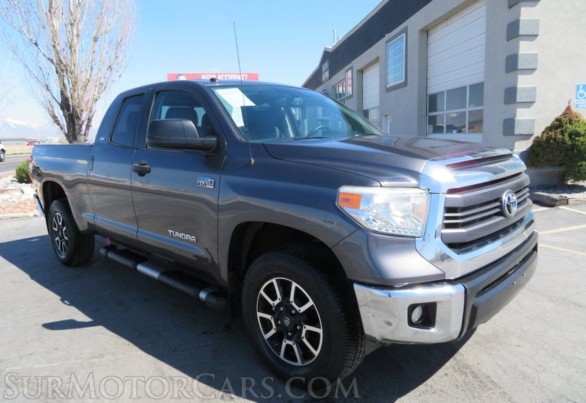2014 Toyota Tundra 4WD Truck - Image 3
