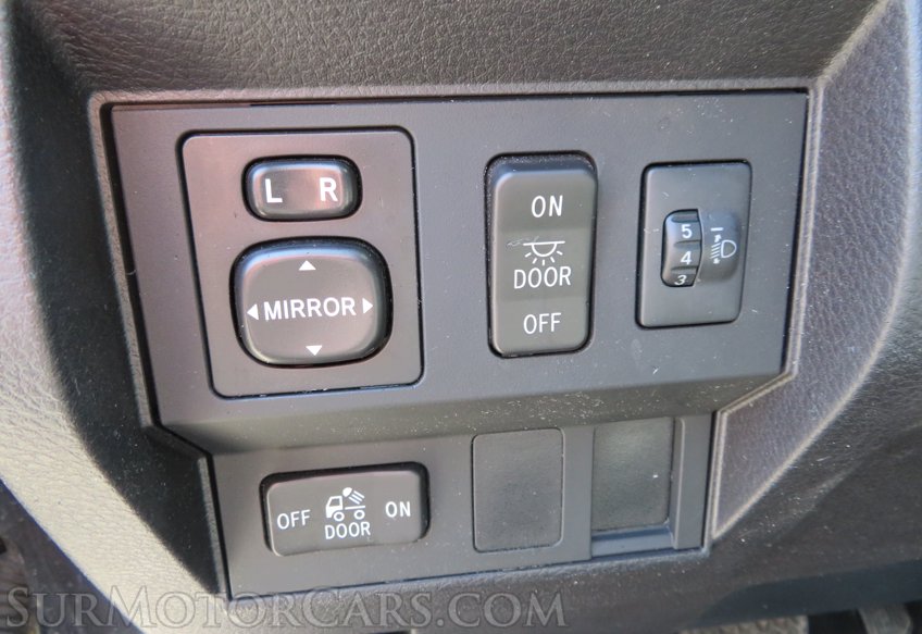 2014 Toyota Tundra 4WD Truck - Image 48