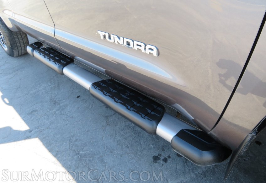 2014 Toyota Tundra 4WD Truck - Image 19