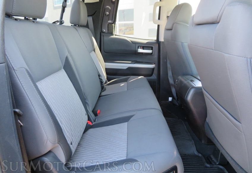 2014 Toyota Tundra 4WD Truck - Image 29