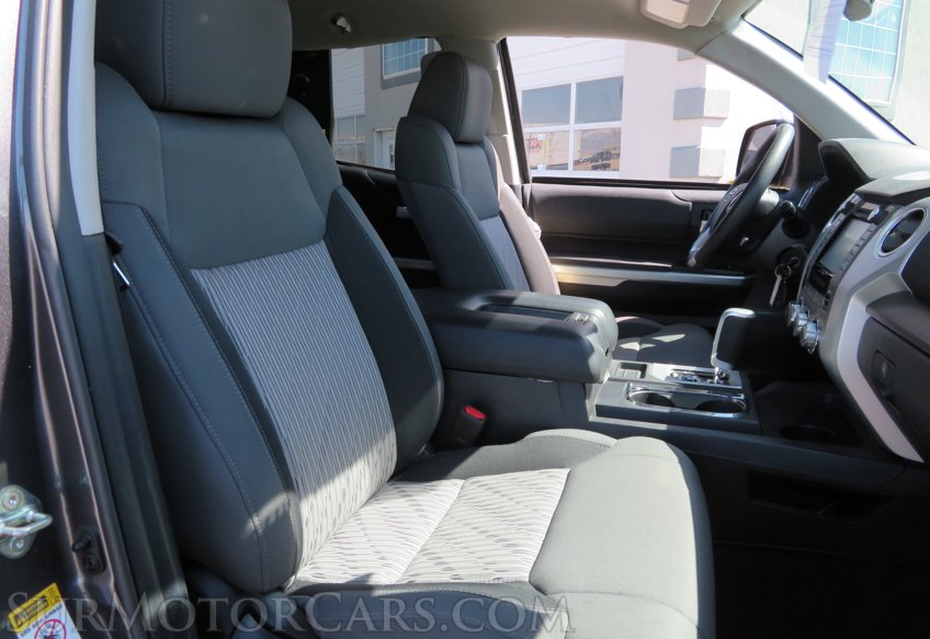 2014 Toyota Tundra 4WD Truck - Image 30
