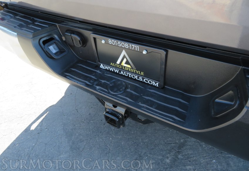 2014 Toyota Tundra 4WD Truck - Image 17