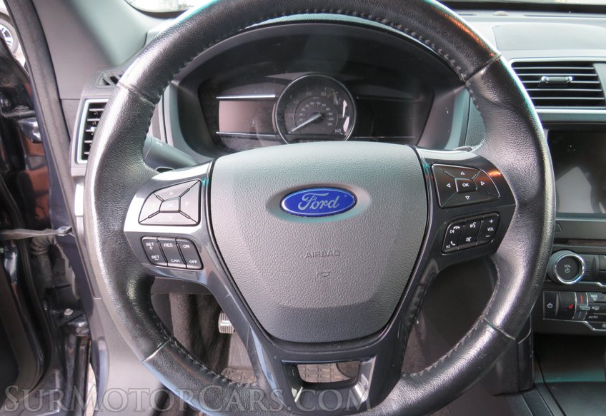 2017 Ford Explorer - Image 29