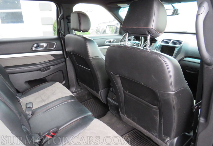 2017 Ford Explorer - Image 24