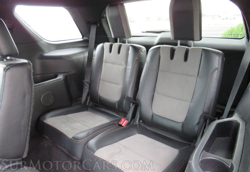 2017 Ford Explorer - Image 28