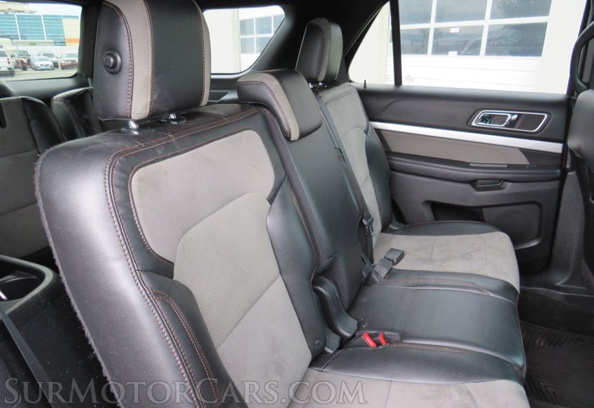 2017 Ford Explorer - Image 25