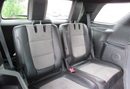 2017 Ford Explorer - Image 27