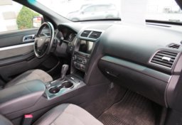 2017 Ford Explorer - Image 17