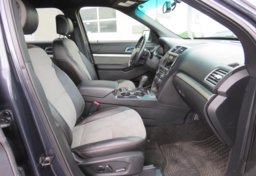 2017 Ford Explorer - Image 19