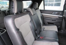 2017 Ford Explorer - Image 25