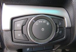 2017 Ford Explorer - Image 39