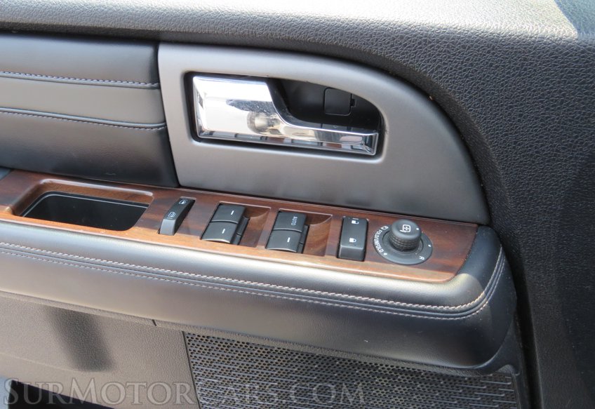 2017 Ford Expedition EL - Image 48