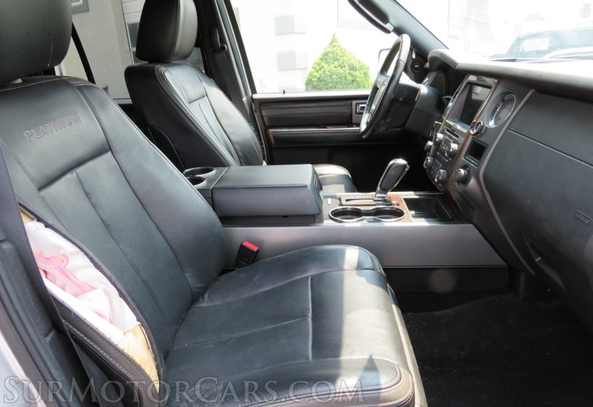 2017 Ford Expedition EL - Image 24