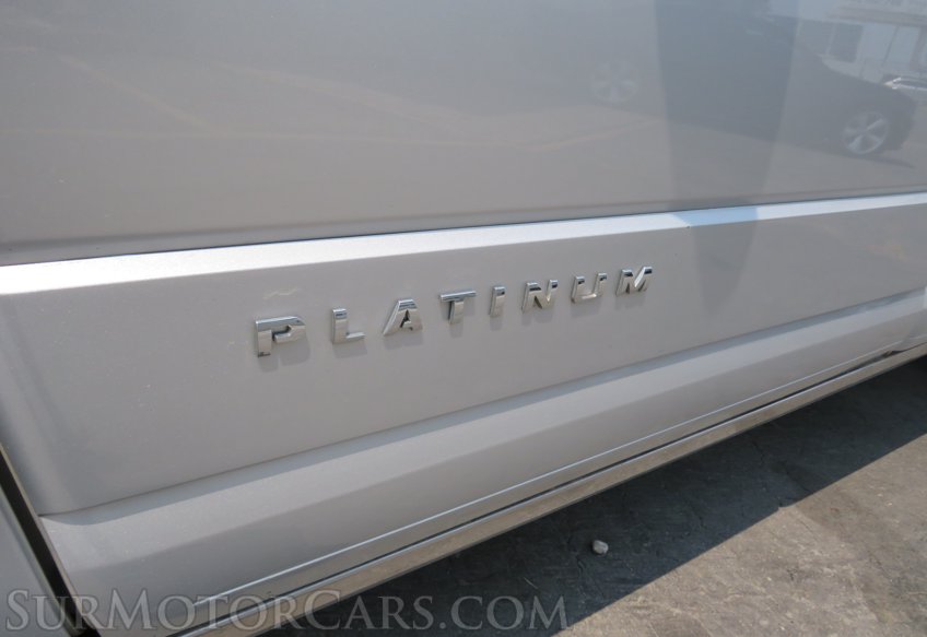 2017 Ford Expedition EL - Image 16