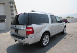 2017 Ford Expedition EL - Image 8